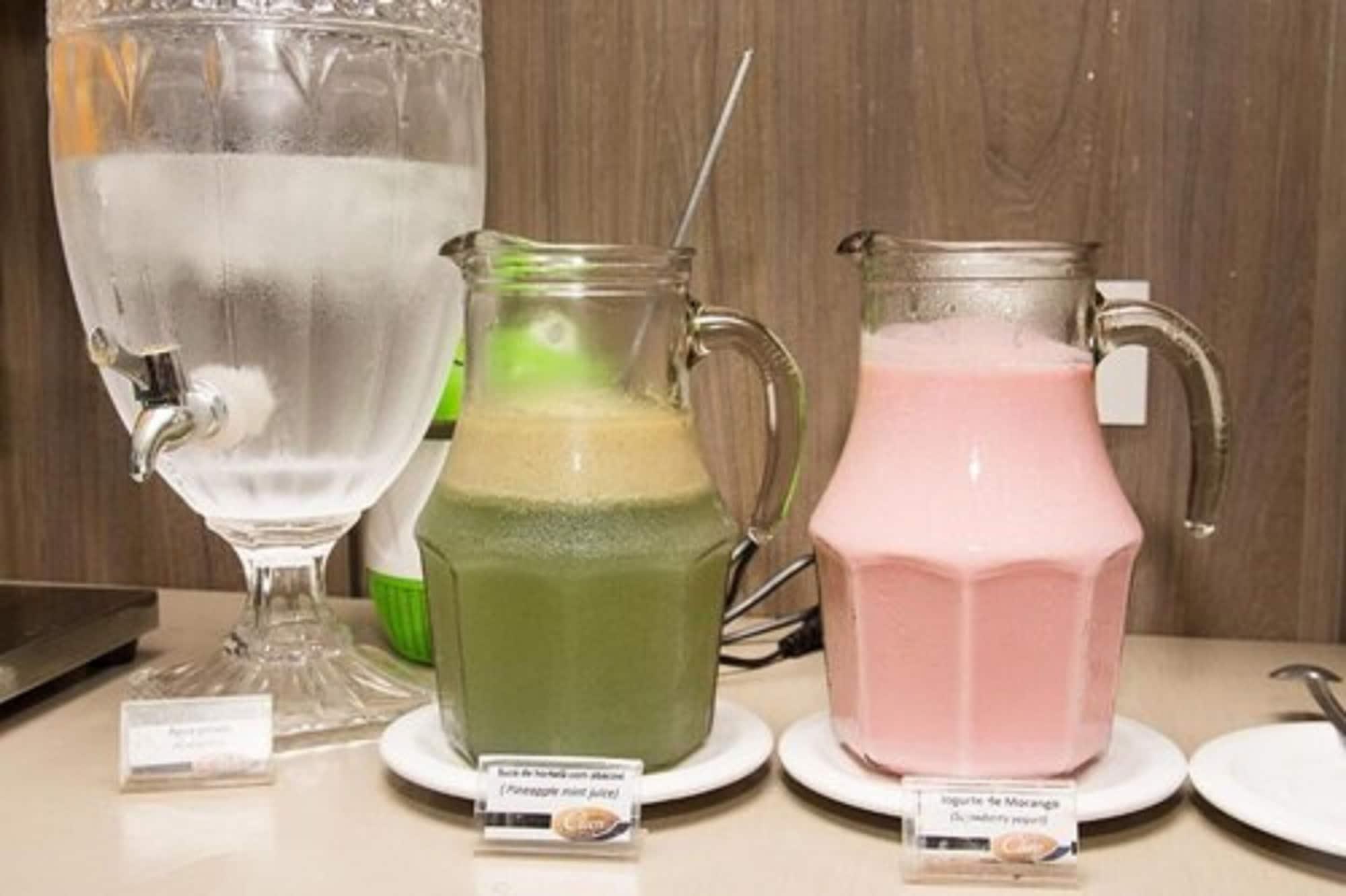 Class Hotel 皮拉西卡巴 外观 照片