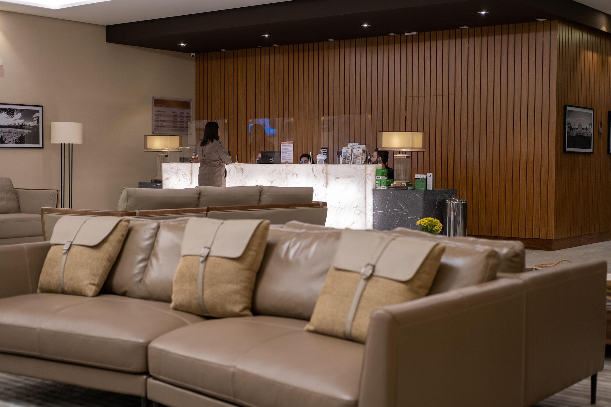 Class Hotel 皮拉西卡巴 外观 照片