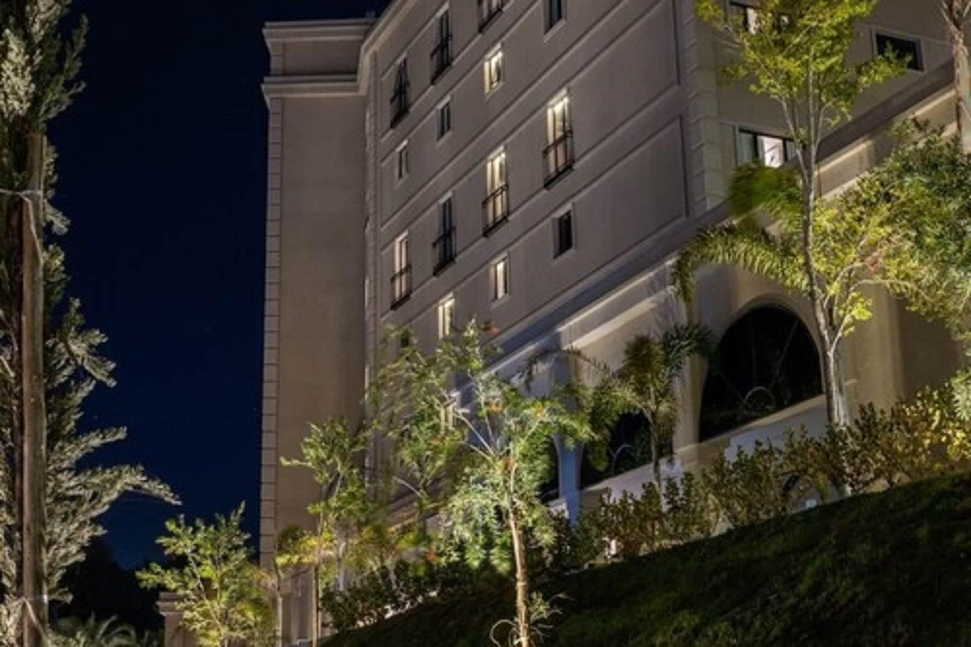 Class Hotel 皮拉西卡巴 外观 照片